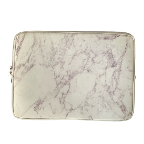 White Marble Print 13” Laptop Case With Zipper - Picture 1 of 3